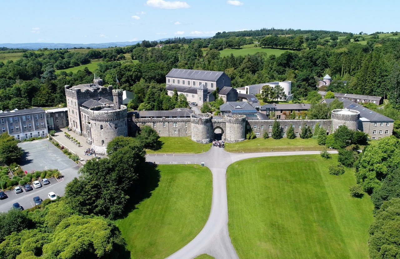 ICE - Summer Camp à Glenstal pour 11-17 ans