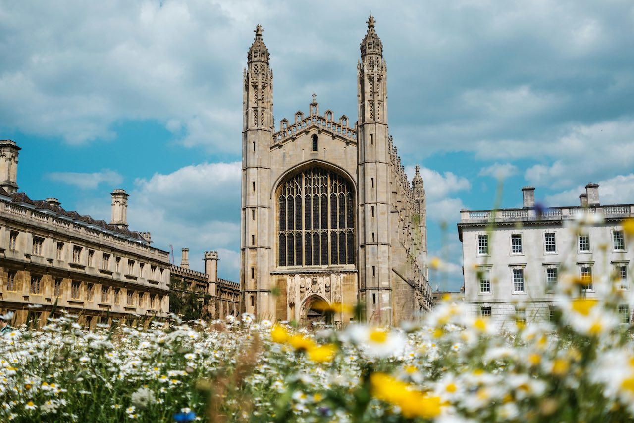 Summer Camp BELL à Leys Cambridge en Angleterre pour 11-17 ans