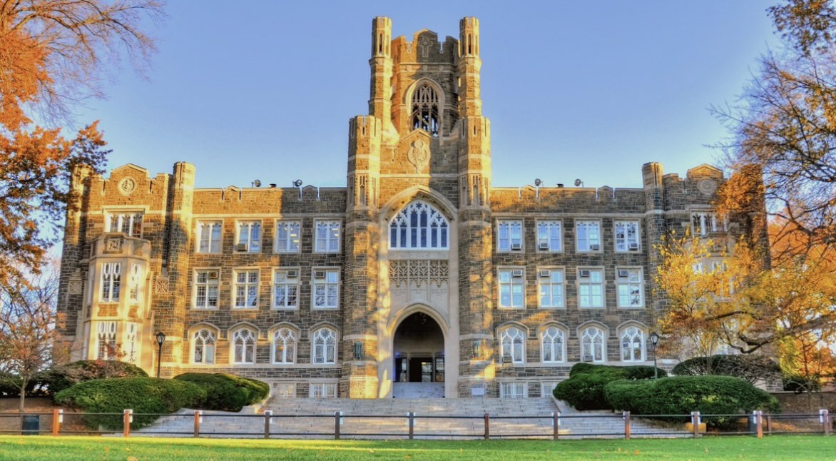 Summer Camp St Andrew’s College à Fordham University à New York 11-18 ans