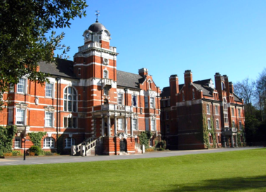 Summer Camp Ados St Andrew’s College à Medway, Angleterre, pour 12–18 ans