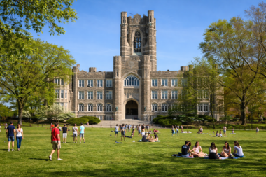 Summer Camp St Andrew’s College à Fordham University à New York 13-18 ans