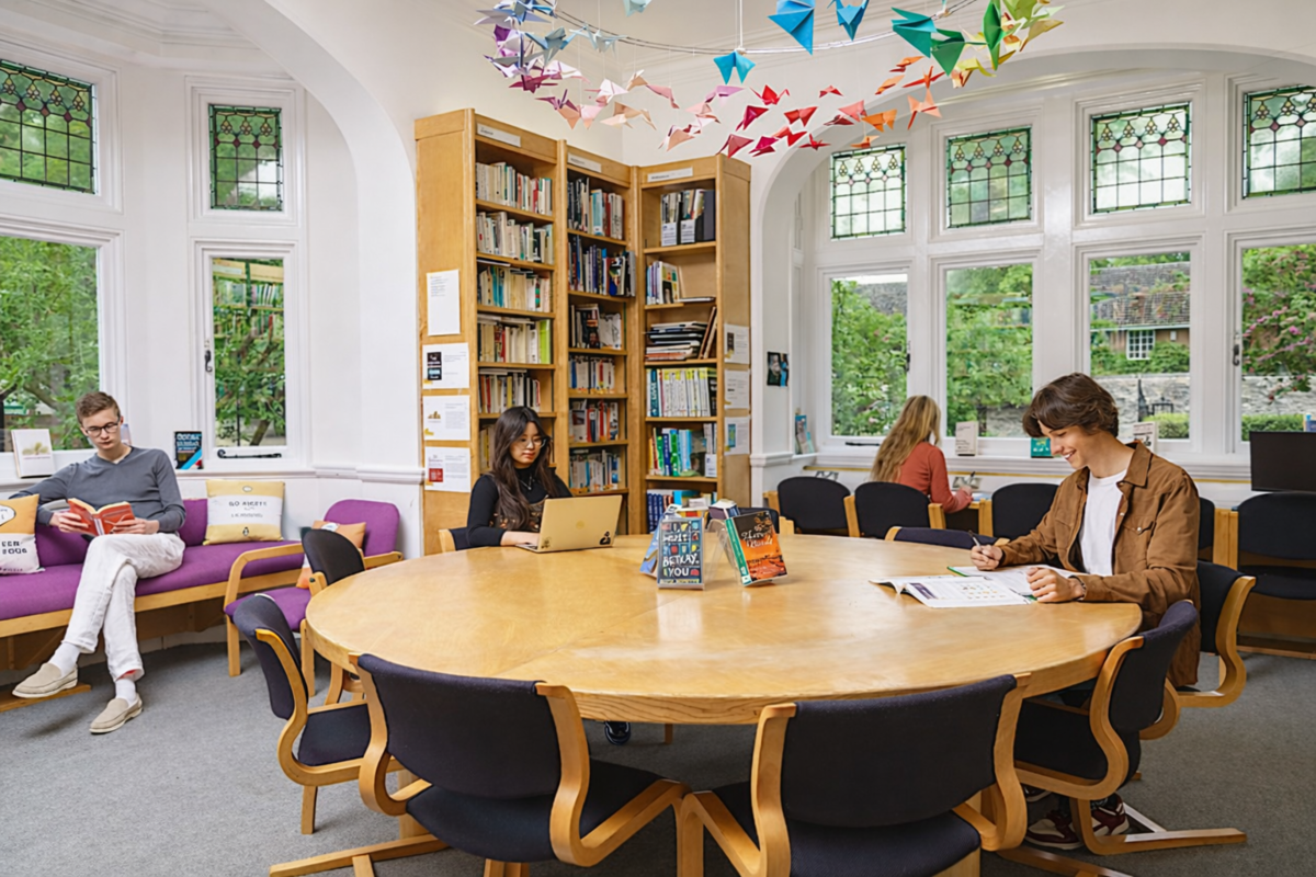 Séjour linguistique à St Clare's Oxford : Anglais Intensif avec préparation examens - English For Exams - Pour 18 ans et +